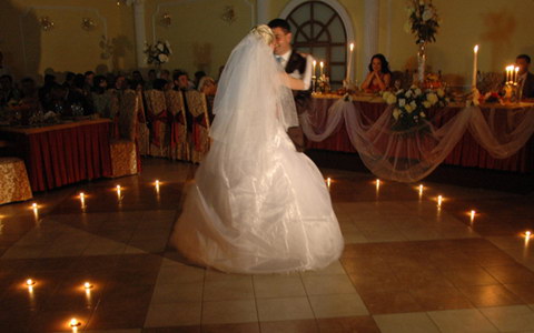 перший весільний танець